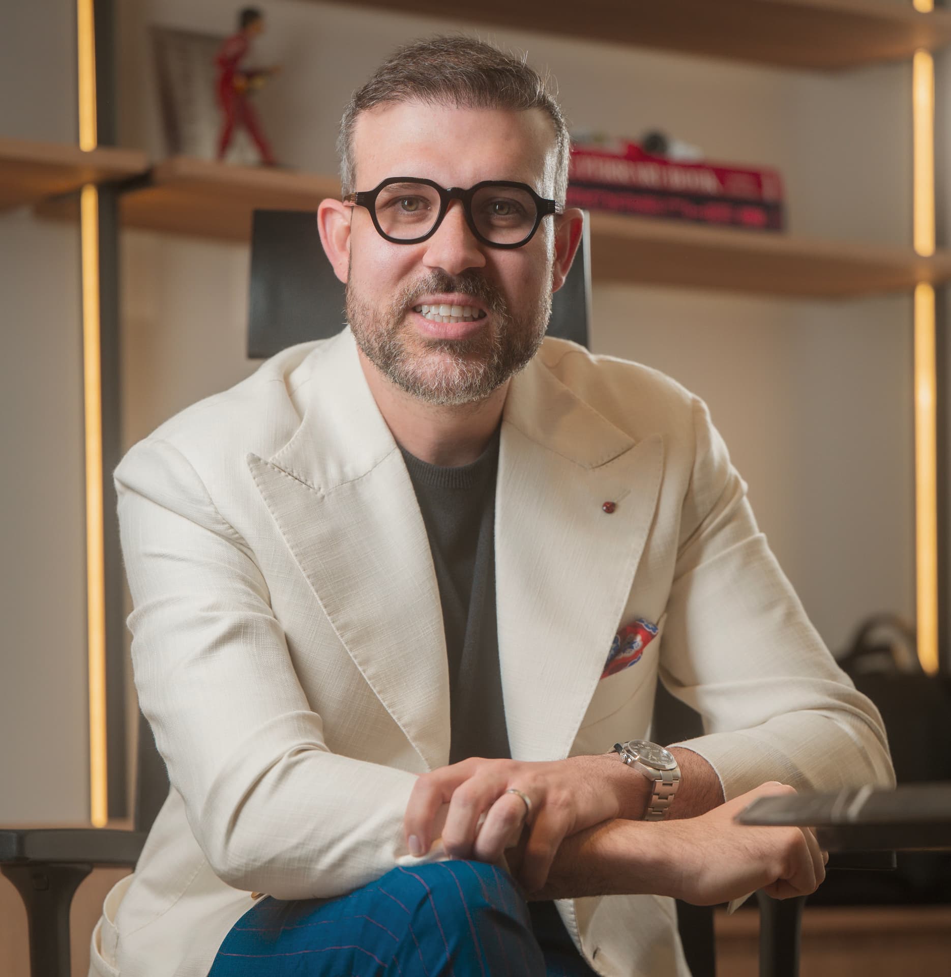 Dr. Germano Lima em seu ambiente de trabalho